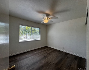 211 W Payson Street - Photo Thumbnail 7