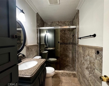 211 W Payson Street - Photo Thumbnail 1