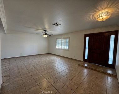 211 W Payson Street - Photo Thumbnail 5