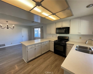 21333 E Venton Street - Photo Thumbnail 12