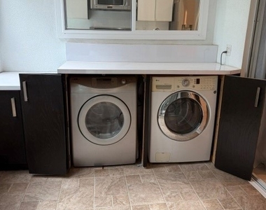 14144 Dickens Street - Photo Thumbnail 16