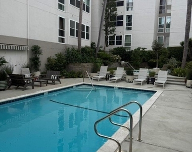 14144 Dickens Street - Photo Thumbnail 20