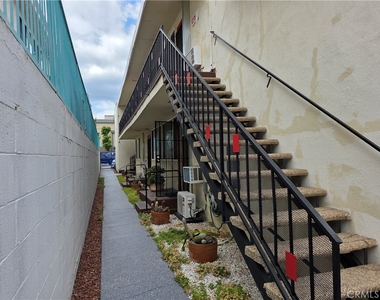 706 E Harvard Street - Photo Thumbnail 1