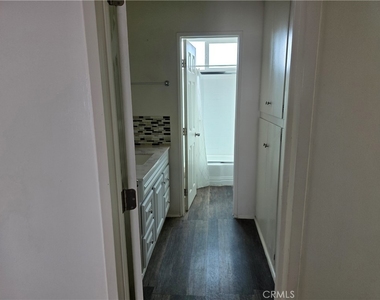 706 E Harvard Street - Photo Thumbnail 19