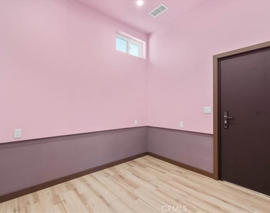 1401 Graynold Ave. - Photo Thumbnail 13
