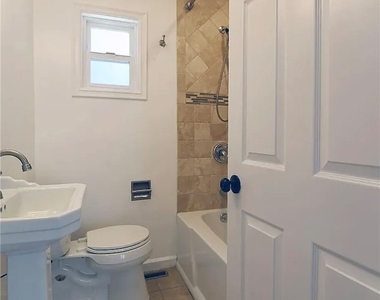 3124 Altura - Photo Thumbnail 9