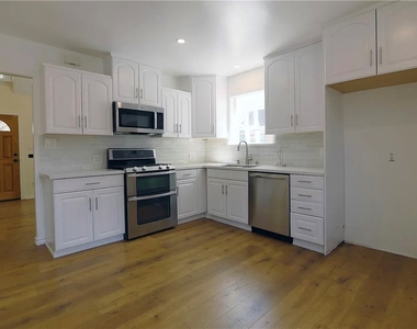 3124 Altura - Photo Thumbnail 4