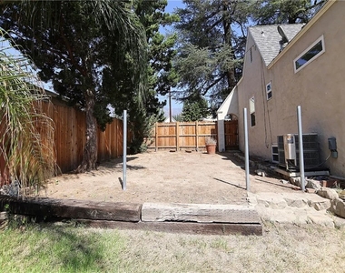 3124 Altura - Photo Thumbnail 11
