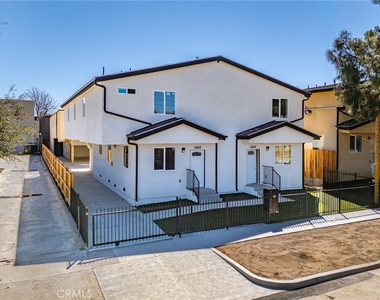 1642 Murchison Street - Photo Thumbnail 27