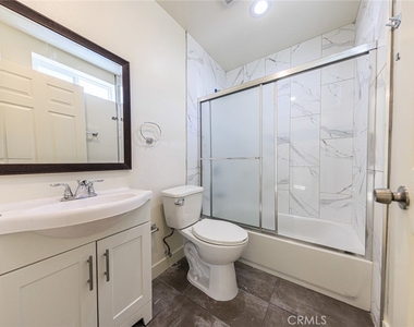 1642 Murchison Street - Photo Thumbnail 21