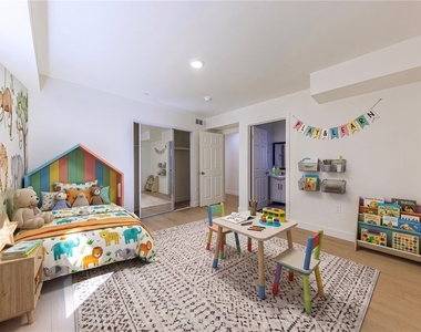 1642 Murchison Street - Photo Thumbnail 5