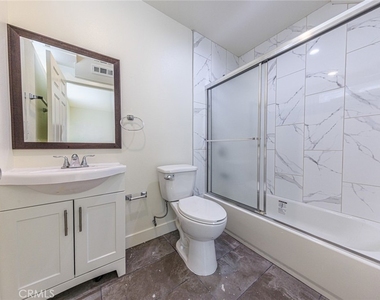 1642 Murchison Street - Photo Thumbnail 13