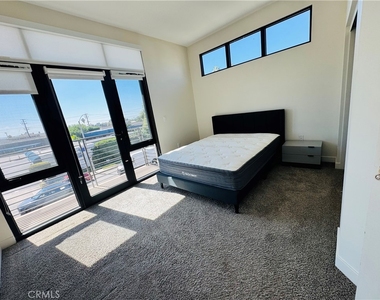 501 N Santa Anita - Photo Thumbnail 7
