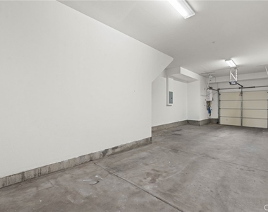902 N Botanica Lane - Photo Thumbnail 34