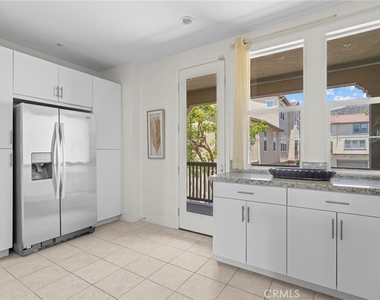 902 N Botanica Lane - Photo Thumbnail 14
