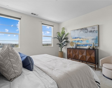 902 N Botanica Lane - Photo Thumbnail 24