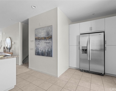 902 N Botanica Lane - Photo Thumbnail 16