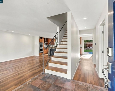 1325 Sumac Cir - Photo Thumbnail 3