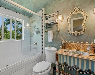 895 Mitchell Canyon Rd - Photo Thumbnail 18