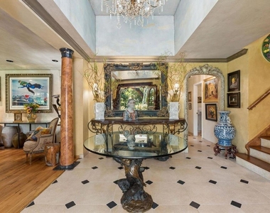 895 Mitchell Canyon Rd - Photo Thumbnail 6