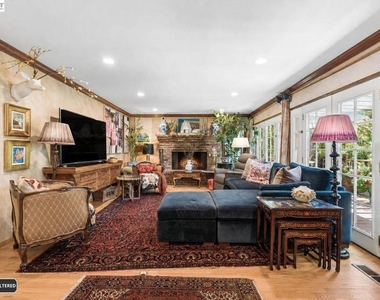 895 Mitchell Canyon Rd - Photo Thumbnail 14