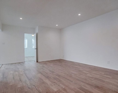 629 Hardin Drive - Photo Thumbnail 1