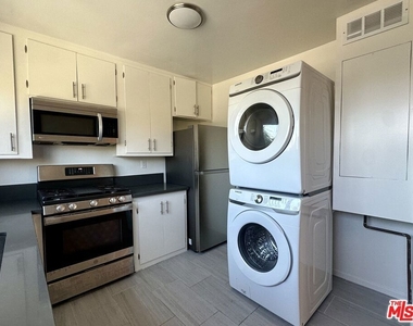 629 Hardin Drive - Photo Thumbnail 5