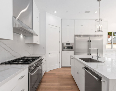 4120 Coolidge Avenue - Photo Thumbnail 3