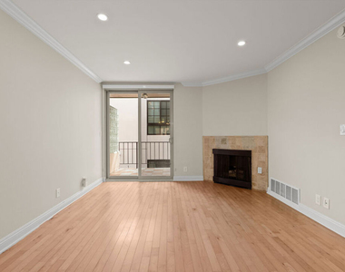 1000 S Westgate Avenue - Photo Thumbnail 8