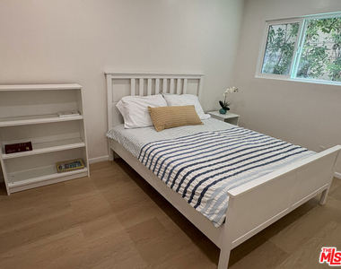 828 Lincoln Boulevard - Photo Thumbnail 7