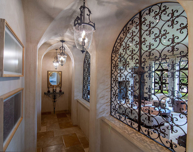 1221 Minorca Drive - Photo Thumbnail 5