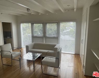 516 1/4 N San Vicente Boulevard - Photo Thumbnail 1