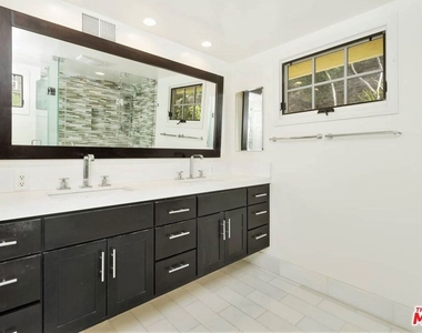 2462 Nalin Drive - Photo Thumbnail 10