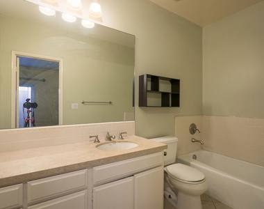 1914 11th Street - Photo Thumbnail 23