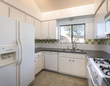 1914 11th Street - Photo Thumbnail 10