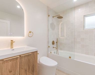 7964 Norton Avenue - Photo Thumbnail 16
