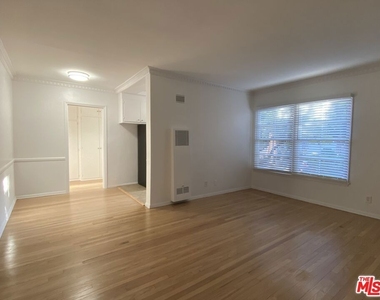 228 Idaho Avenue - Photo Thumbnail 7