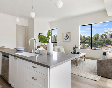 170 S Avenue 58 - Photo Thumbnail 4