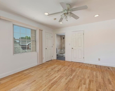 5049 Hesperia Avenue - Photo Thumbnail 25