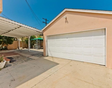 5049 Hesperia Avenue - Photo Thumbnail 30