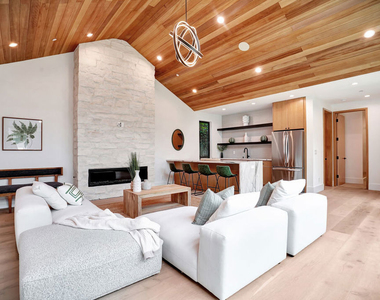 15602 Morrison Street - Photo Thumbnail 54