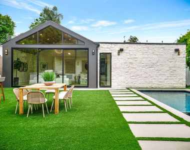 15602 Morrison Street - Photo Thumbnail 50