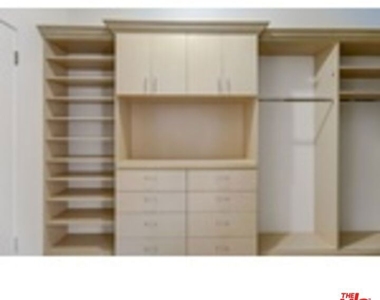 1100 Alta Loma Road - Photo Thumbnail 11