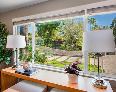 15237 Otsego Street - Photo Thumbnail 10
