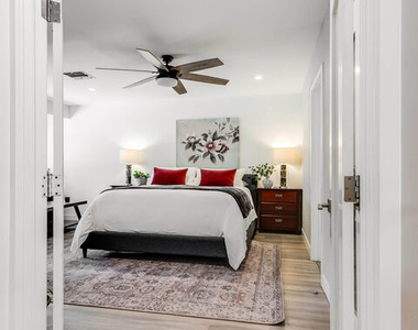 15237 Otsego Street - Photo Thumbnail 36
