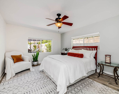 15237 Otsego Street - Photo Thumbnail 32