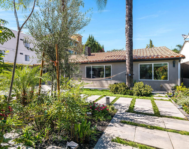 15237 Otsego Street - Photo Thumbnail 5
