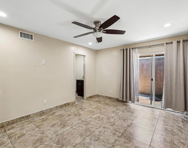 559 Oakdale - Photo Thumbnail 2