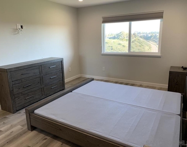 3079 Cowley Way - Photo Thumbnail 15