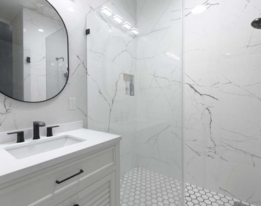 1168 Muirlands Vista Way - Photo Thumbnail 17